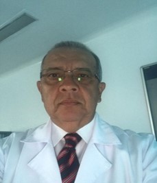 Dr. Carlos Silva Gandur